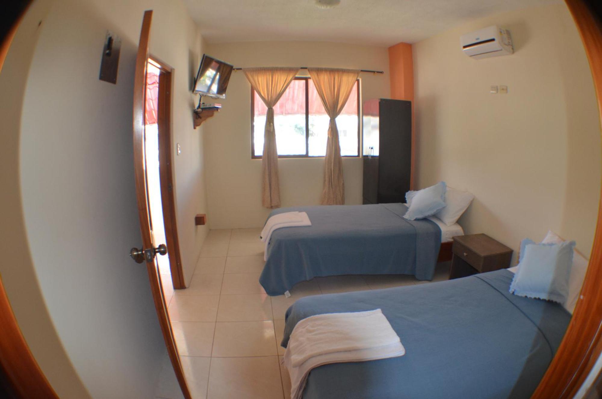 Hostal Tongo Reef Puerto Baquerizo Moreno Quarto foto